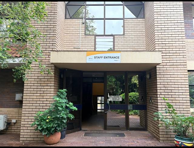 2,565M² OFFICE FOR SALE IN RANDJESPARK